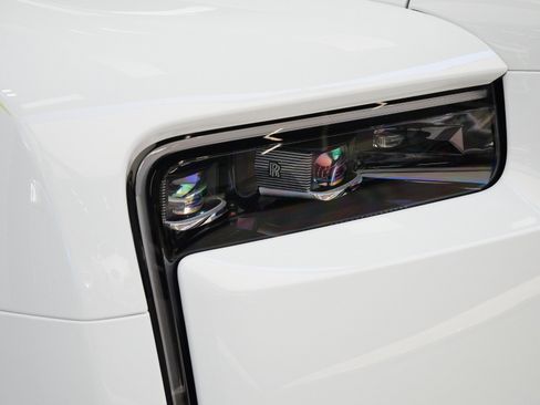 Used 2025 Rolls-Royce Cullinan Black Badge AWD/4WD image 52