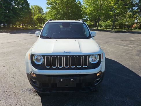 Used 2015 Jeep Renegade Latitude w/ Popular Equipment Group AWD/4WD image 9