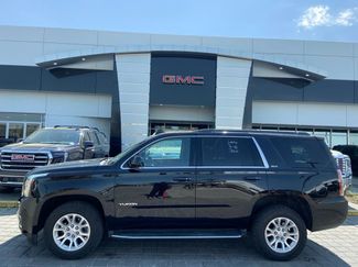 Used 2017 GMC Yukon SLT video 1