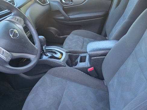 Used 2016 Nissan Rogue SV AWD/4WD image 12