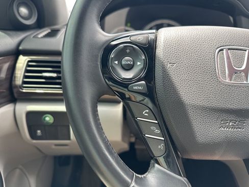 Used 2016 Honda Accord EX-L image 20