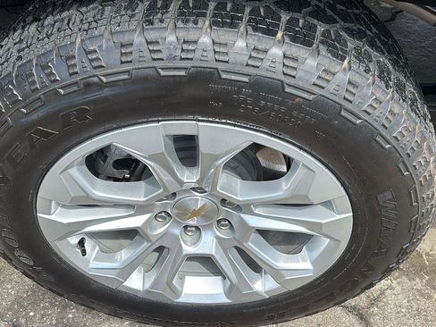 Certified 2024 Chevrolet Silverado 1500 LTZ image 12