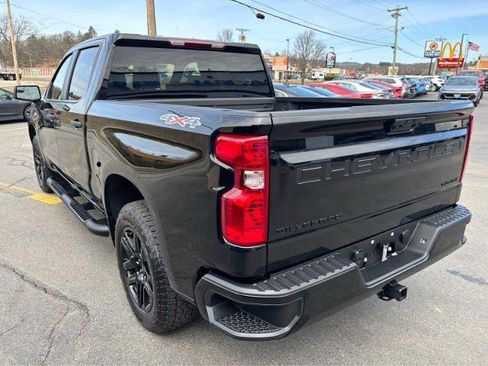 Used 2026 Chevrolet Silverado 1500 Custom w/ Turbomax Blackout Package AWD/4WD image 12