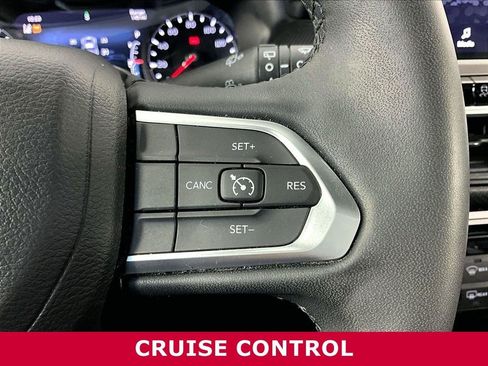 New 2023 Jeep Compass Latitude w/ Convenience Group AWD/4WD image 12