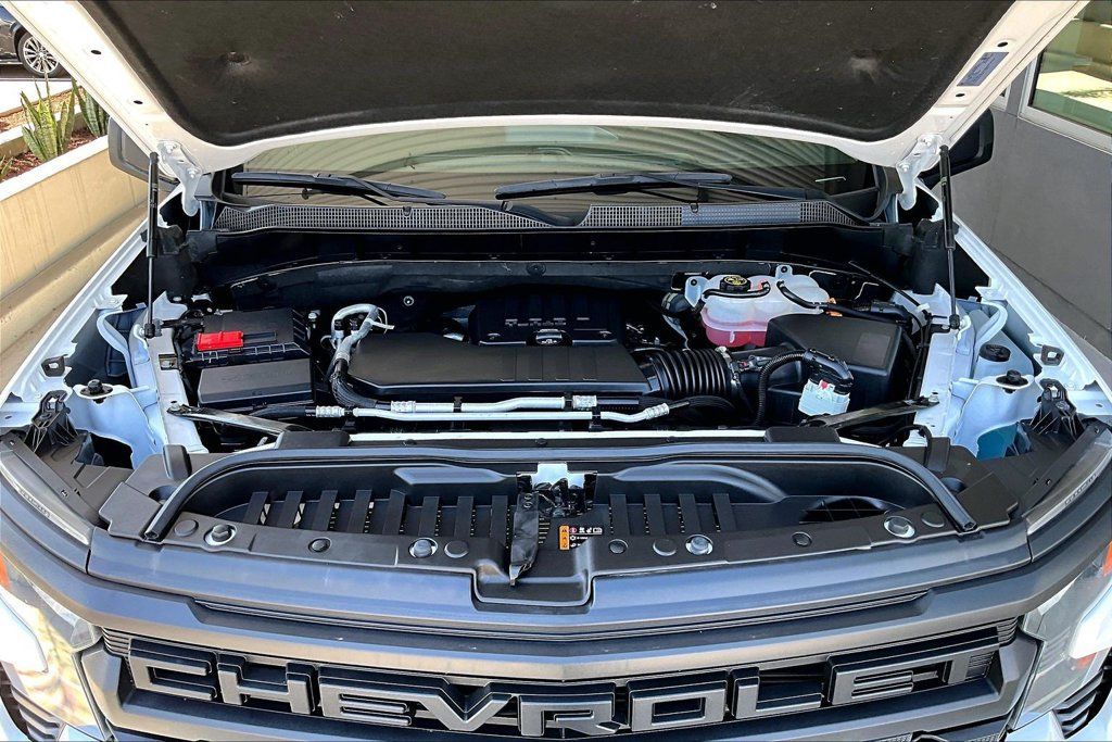 Used 2023 Chevrolet Silverado 1500 Custom RWD image 30