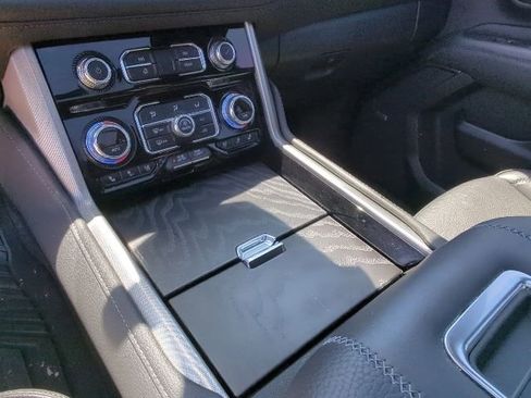 Used 2024 GMC Yukon XL Denali w/ Max Trailering Package AWD/4WD image 18