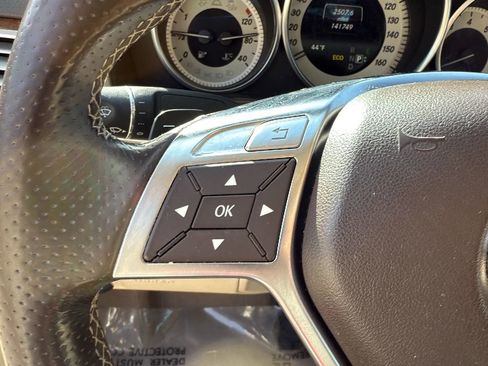 Used 2014 Mercedes-Benz E 350 4MATIC Sedan image 34