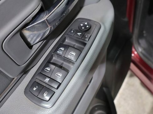 Used 2019 RAM 1500 Big Horn AWD/4WD image 15