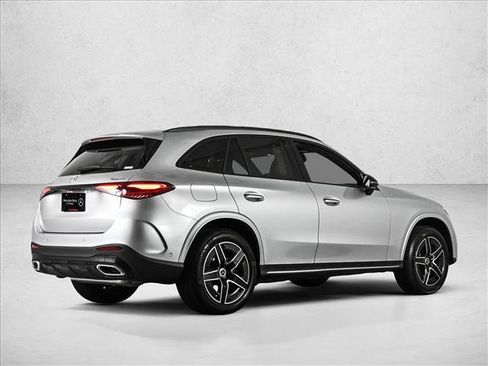 New 2027 Mercedes-Benz GLC 350e 4MATIC image 5