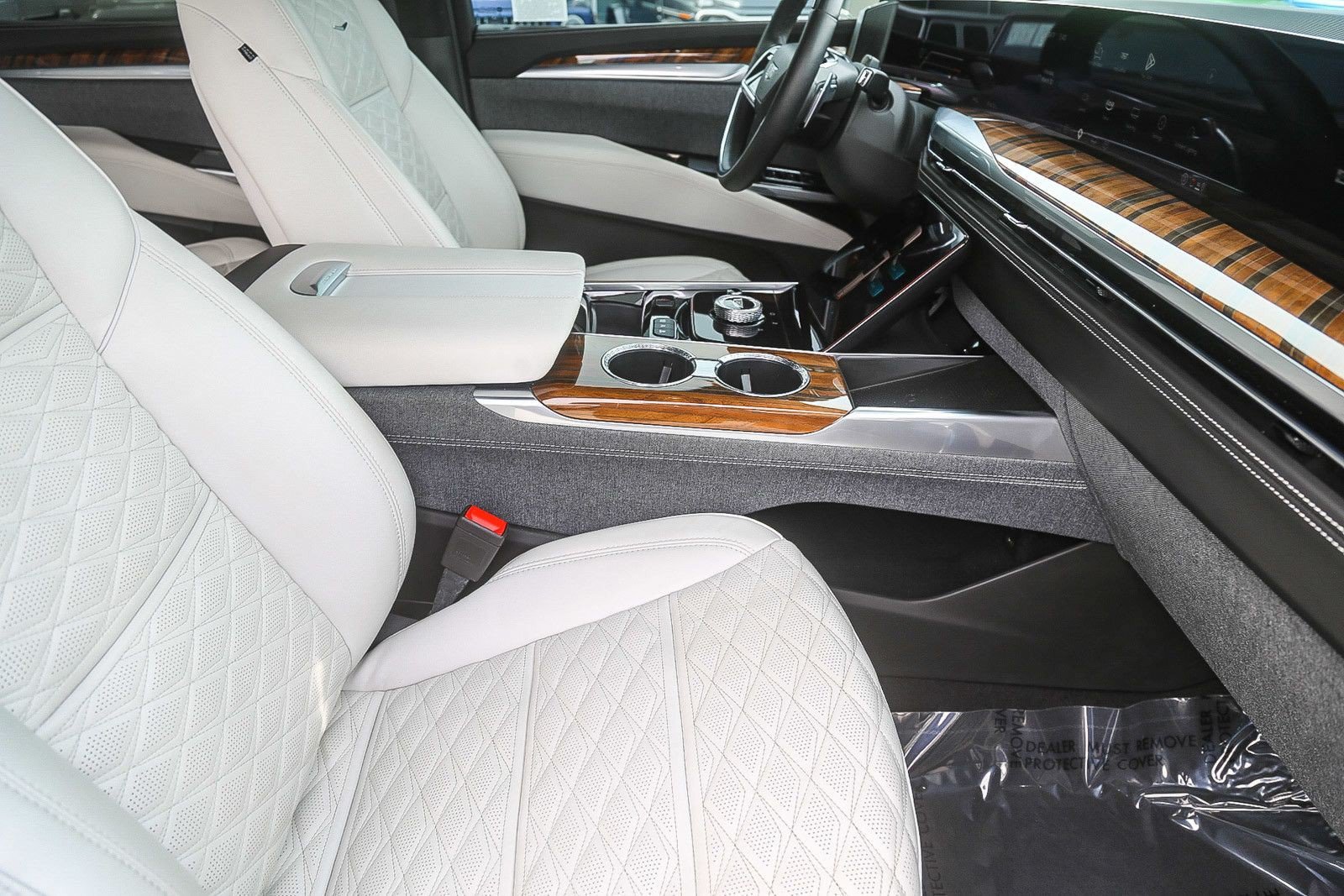 Used 2025 Cadillac Escalade ESV Sport Platinum AWD/4WD image 16