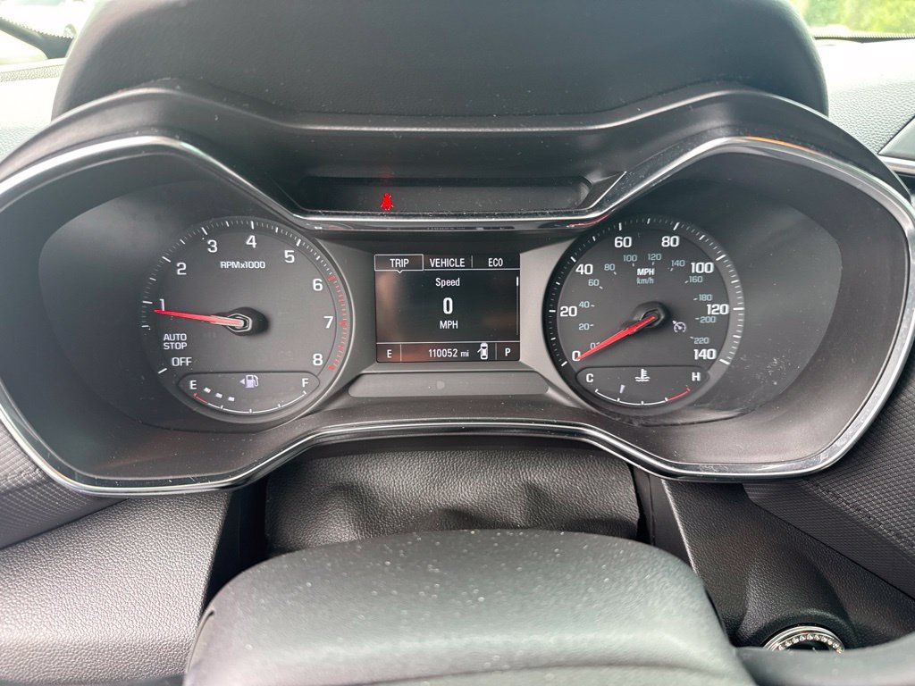 Used 2022 Chevrolet TrailBlazer LT w/ Sun and Liftgate Package FWD image 10