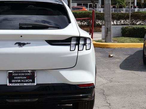 Used 2024 Ford Mustang Mach-E Premium image 17