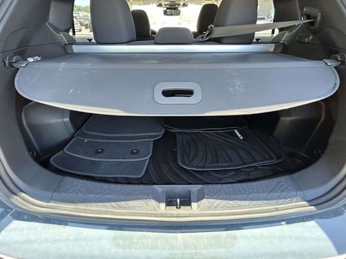 Used 2024 Subaru Crosstrek 2.0i Premium image 16