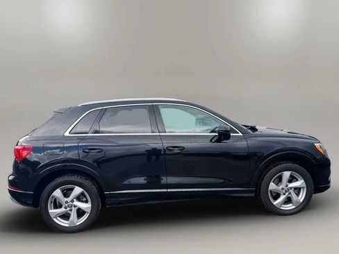 Used 2019 Audi Q3 2.0T Premium AWD/4WD image 5