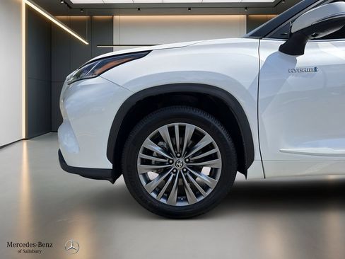 Used 2020 Toyota Highlander Platinum FWD image 20
