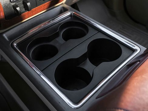 Used 2012 Ford F250 King Ranch w/ King Ranch w/Chrome Pkg image 26