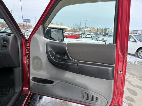 Used 2010 Ford Ranger XLT image 18