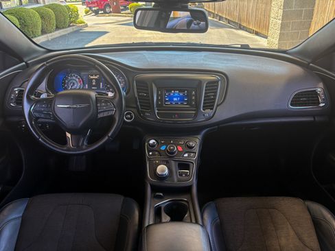 Used 2016 Chrysler 200 S FWD image 2