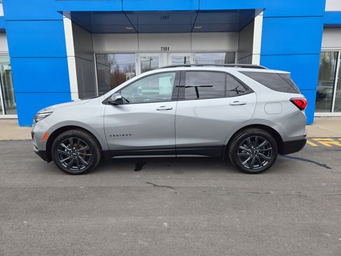 Used 2023 Chevrolet Equinox RS image 6