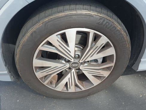 Used 2023 Audi Q4 e-tron Premium Plus w/ Premium Plus image 12