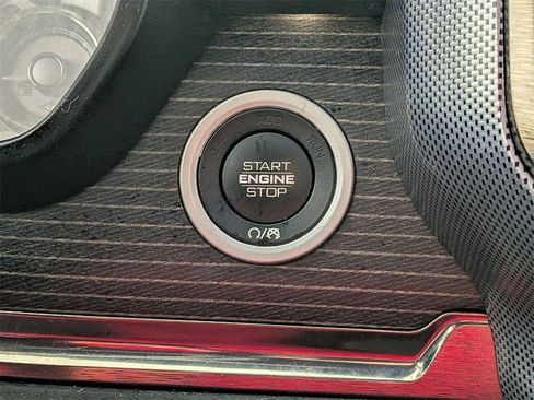 Used 2019 RAM 1500 Limited image 22