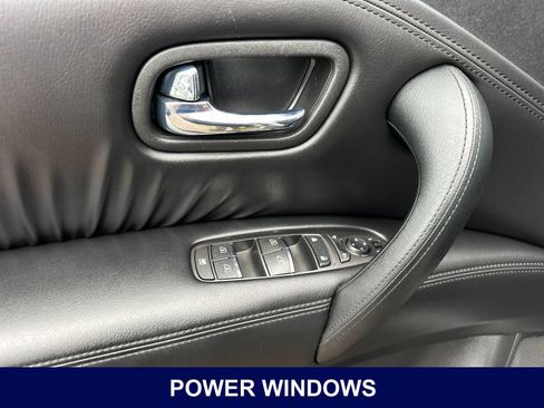 Used 2024 Nissan Armada SV AWD/4WD image 12