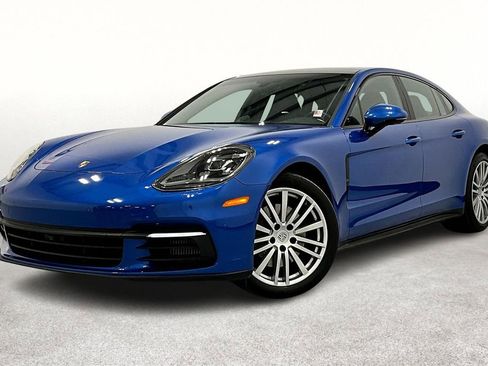 Used 2018 Porsche Panamera 4S image 14