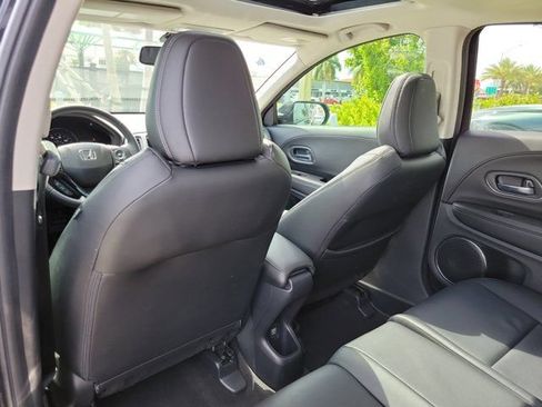 Used 2019 Honda HR-V EX-L image 7