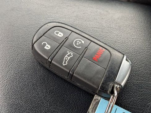 Used 2022 Dodge Challenger GT image 29