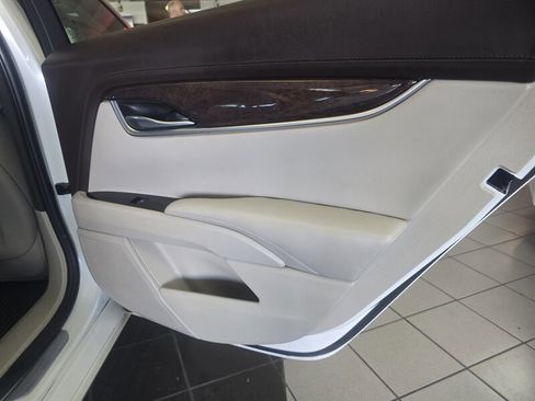 Used 2014 Cadillac XTS Luxury w/ Driver Awareness Package image 15