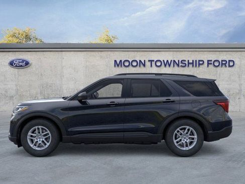 New 2026 Ford Explorer Active image 3