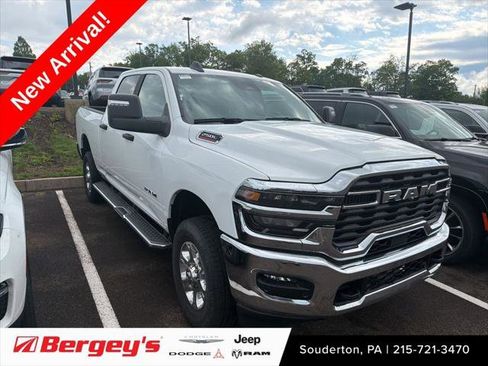 Certified 2025 RAM 2500 Big Horn AWD/4WD image 1