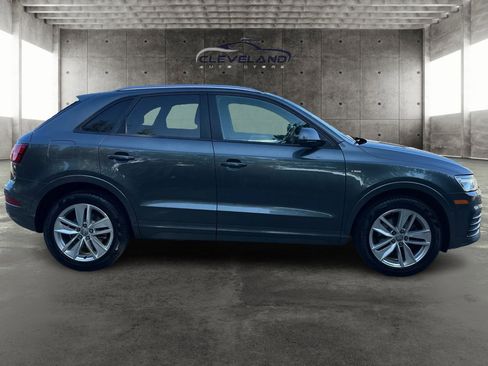 Used 2018 Audi Q3 2.0T Premium image 2