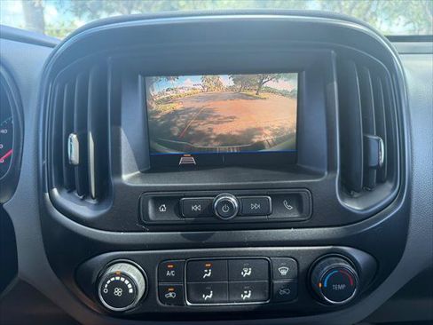 Used 2022 Chevrolet Colorado W/T w/ WT Convenience Package RWD image 23