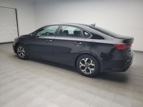 Used 2019 Kia Forte LXS FWD image 3