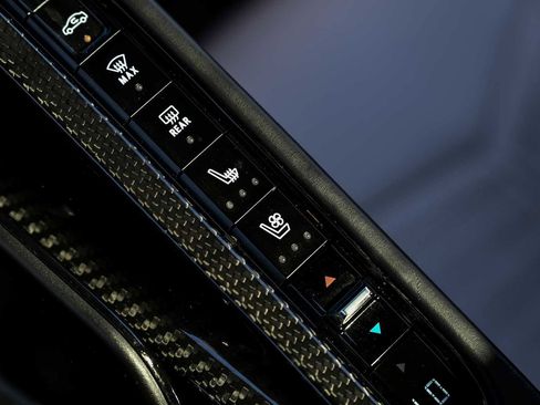 Used 2023 Chevrolet Corvette Z06 image 31