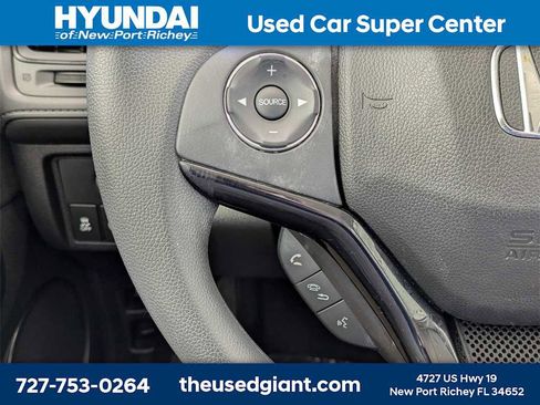 Used 2020 Honda HR-V LX image 25