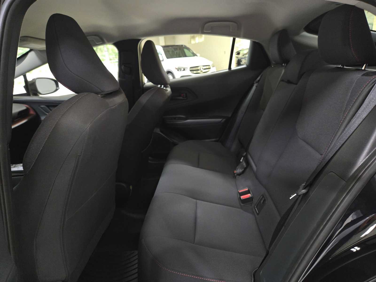 Used 2025 Toyota Prius Plug-In Hybrid FWD image 16