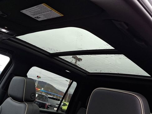 Used 2025 Chevrolet Suburban Premier w/ Sun And Tow Package image 18