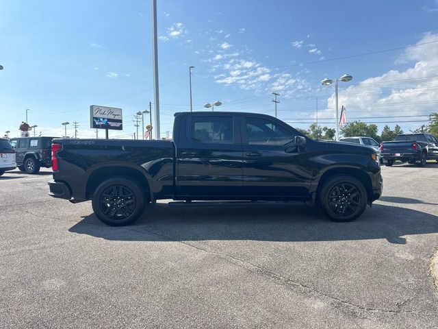 Used 2024 Chevrolet Silverado 1500 RST w/ Dark Appearance Package AWD/4WD image 3