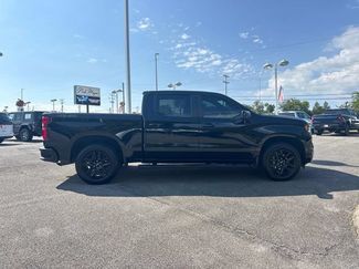 Used 2024 Chevrolet Silverado 1500 RST w/ Dark Appearance Package AWD/4WD video 3