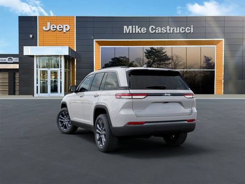 New 2026 Jeep Grand Cherokee Limited AWD/4WD image 4