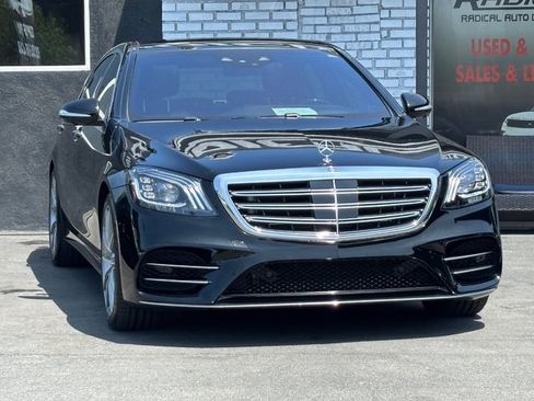 Used 2020 Mercedes-Benz S 560 Sedan image 3