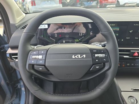 New 2026 Kia Sportage EX image 30