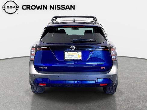 Certified 2026 Nissan Kicks SR FWD image 6