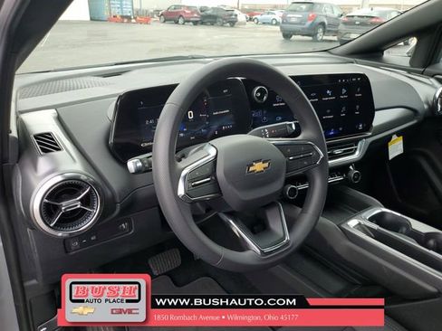 New 2026 Chevrolet Equinox EV LT image 15