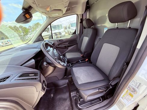 Used 2020 Ford Transit Connect XL FWD image 12