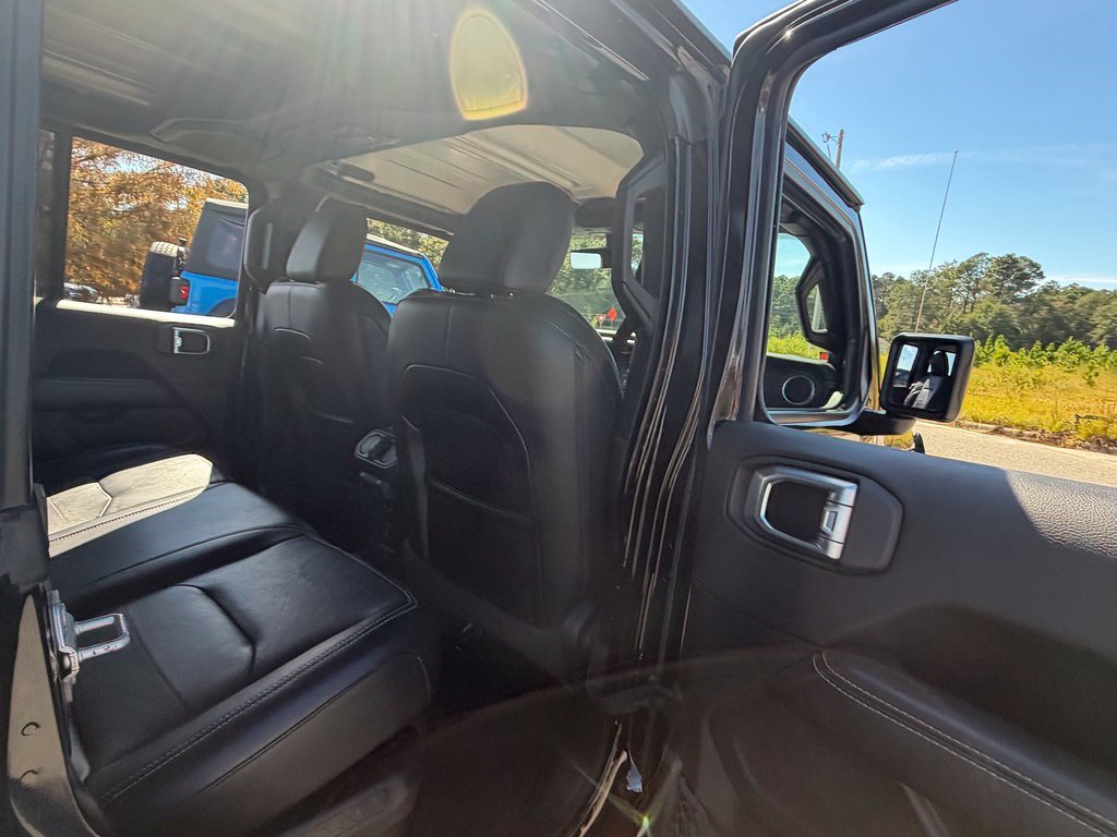 Used 2022 Jeep Wrangler Unlimited Sahara AWD/4WD image 42