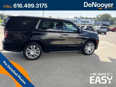 Used 2024 Chevrolet Tahoe High Country AWD/4WD image 7