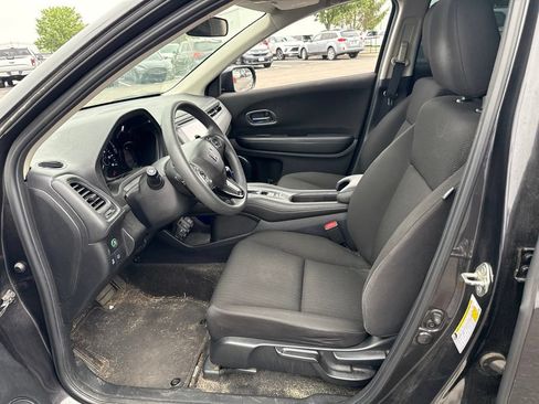 Used 2018 Honda HR-V EX image 15